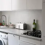 아파트 So Cute 55m2 And Quiet With A Courtyard Garden 파리