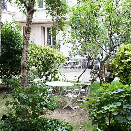 So Cute 55m2 And Quiet With A Courtyard Garden *